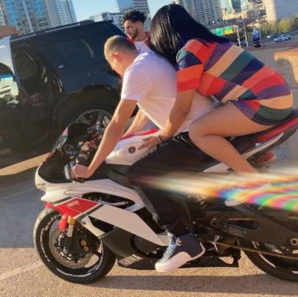 Meet your Posher, Estefany